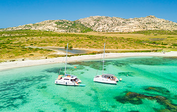 asinara in catamarano